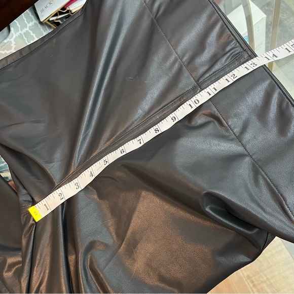 Show Me Your MuMu Women's XL Nashville Pull On Faux Leather Flare Pant High Rise - Picture 9 of 14